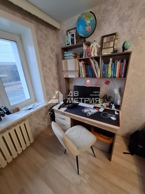 Продам трехкомнатную (3-комн.) квартиру, Ленина ул, 42, Долинск г