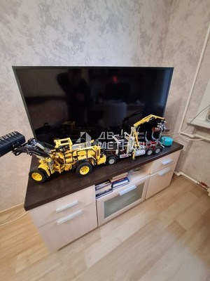 Продам трехкомнатную (3-комн.) квартиру, Ленина ул, 42, Долинск г