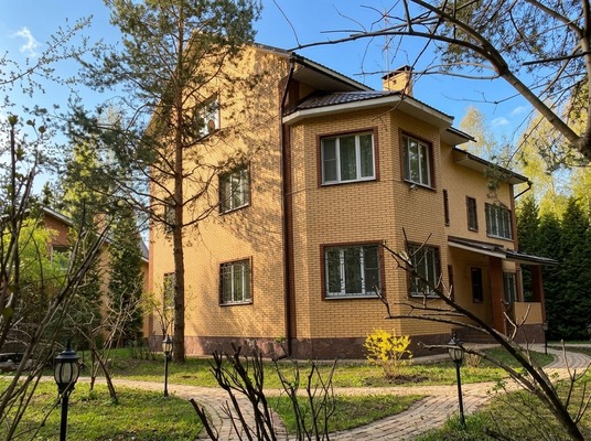 Продам дом, Пригородная ул, 19, Дедовск г, 0 км от города