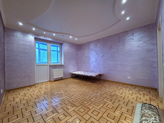 Продам трехкомнатную (3-комн.) квартиру, им. Достоевского ул, 84/1, Краснодар г