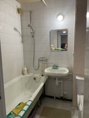 Продам однокомнатную (1-комн.) квартиру, Конёнкова ул, 7, Москва г