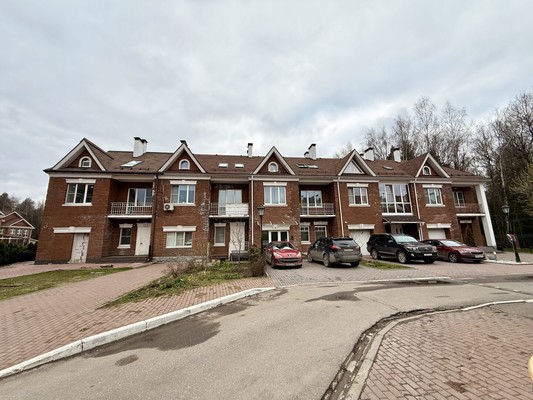 Продам однокомнатную (1-комн.) квартиру, Фирсановка-Лайф мкр, 3к3, Подолино д