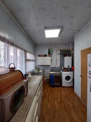 Продам дом, Зеленая ул, 12, Свердловский рп, 0 км от города