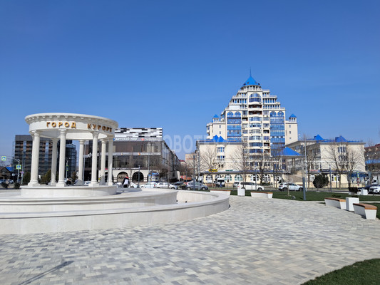 Продам двухкомнатную (2-комн.) квартиру, Кириченко ул, 11А, Горячий Ключ г