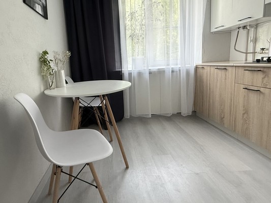 Продам однокомнатную (1-комн.) квартиру, Новикова-Прибоя ул, 18, Рязань г