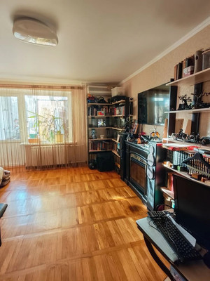 Продам трехкомнатную (3-комн.) квартиру, Подвойского ул, 123, Тихорецк г
