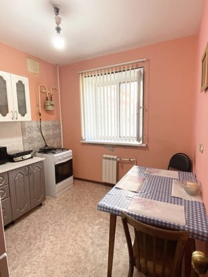 Продам двухкомнатную (2-комн.) квартиру, Академика Завойского ул, 17, Казань г