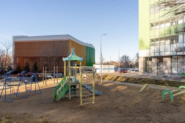 Продам машиноместо 14 м2, Галеева ул, 12, Казань г