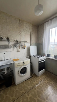 Продам трехкомнатную (3-комн.) квартиру, Ибрагимова пр-кт, 24, Казань г
