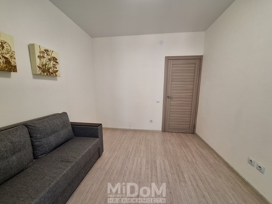 Продам двухкомнатную (2-комн.) квартиру, Старорусский пр-кт, 5к1 стр 1, Шушары п