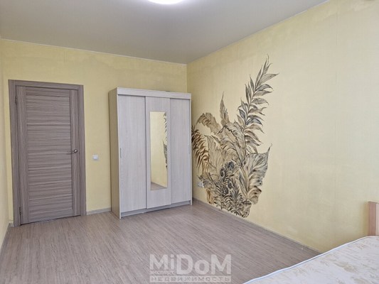 Продам двухкомнатную (2-комн.) квартиру, Старорусский пр-кт, 5к1 стр 1, Шушары п