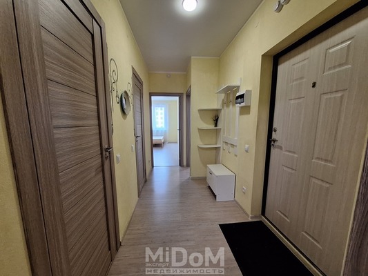 Продам двухкомнатную (2-комн.) квартиру, Старорусский пр-кт, 5к1 стр 1, Шушары п