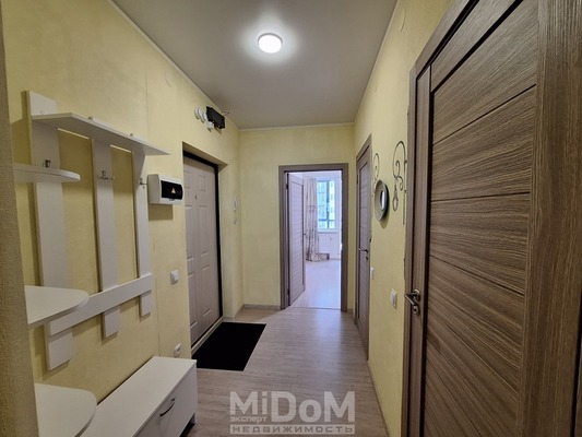Продам двухкомнатную (2-комн.) квартиру, Старорусский пр-кт, 5к1 стр 1, Шушары п