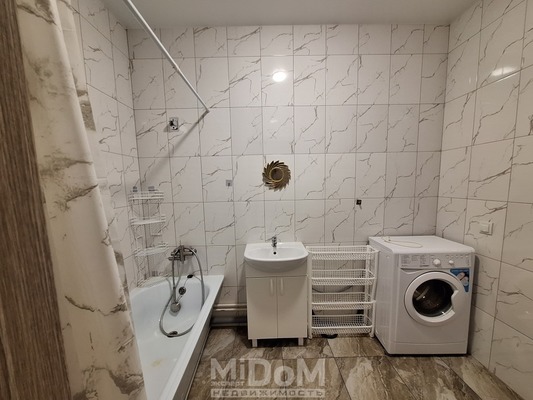 Продам двухкомнатную (2-комн.) квартиру, Старорусский пр-кт, 5к1 стр 1, Шушары п