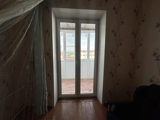 Продам двухкомнатную (2-комн.) квартиру, Красная ул, 50, Кропоткин г