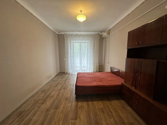 Продам двухкомнатную (2-комн.) квартиру, Красная ул, 50, Кропоткин г