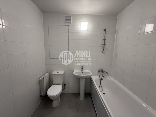 Продам однокомнатную (1-комн.) квартиру, Кантемировская ул, 35Ак1, Москва г