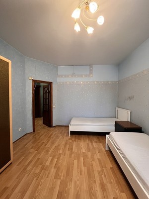 Продам двухкомнатную (2-комн.) квартиру, Большая Серпуховская ул, 30а, Подольск г