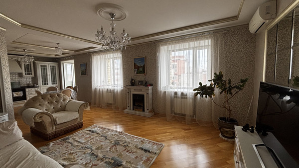 Продам многокомнатную квартиру, Орджоникидзе ул, 33/45, Сыктывкар г