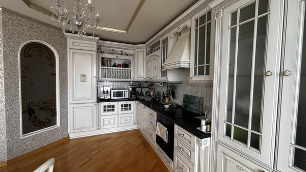 Продам многокомнатную квартиру, Орджоникидзе ул, 33/45, Сыктывкар г