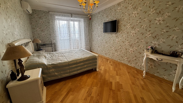 Продам многокомнатную квартиру, Орджоникидзе ул, 33/45, Сыктывкар г