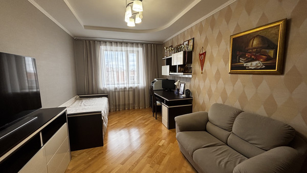 Продам многокомнатную квартиру, Орджоникидзе ул, 33/45, Сыктывкар г