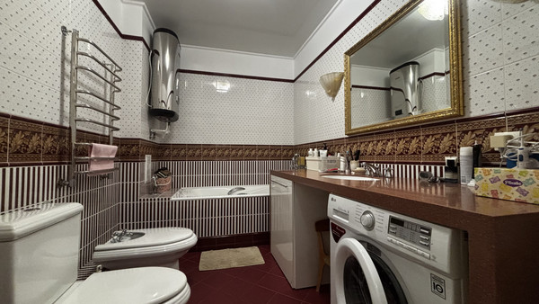 Продам многокомнатную квартиру, Орджоникидзе ул, 33/45, Сыктывкар г