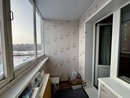 Продам однокомнатную (1-комн.) квартиру, Славы ул, 35, Сыктывкар г