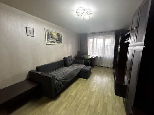 Продам однокомнатную (1-комн.) квартиру, Славы ул, 35, Сыктывкар г