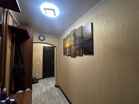 Продам однокомнатную (1-комн.) квартиру, Славы ул, 35, Сыктывкар г