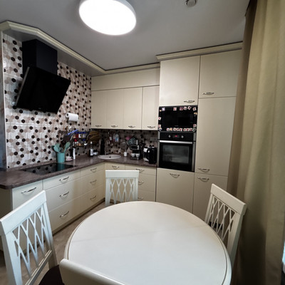 Продам двухкомнатную (2-комн.) квартиру, Сысольское ш, 1/2, Сыктывкар г