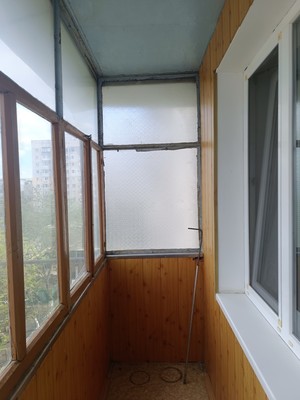 Продам трехкомнатную (3-комн.) квартиру, Батурина ул, 44к50, Симферополь г