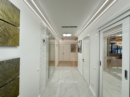 Продам трехкомнатную (3-комн.) квартиру, Мосфильмовская ул, 74кБ, Москва г