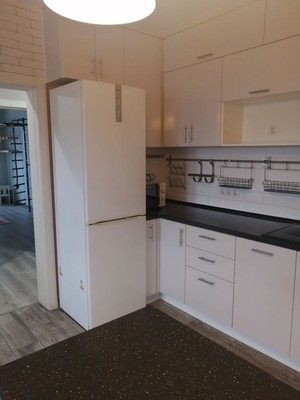 Продам трехкомнатную (3-комн.) квартиру, Южная ул, 27, Новороссийск г