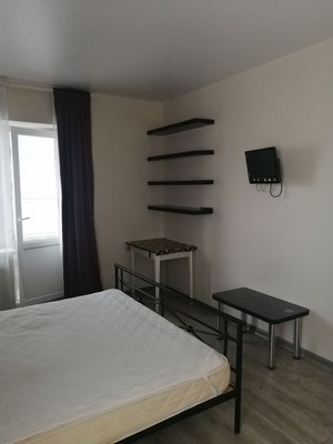 Продам трехкомнатную (3-комн.) квартиру, Южная ул, 27, Новороссийск г
