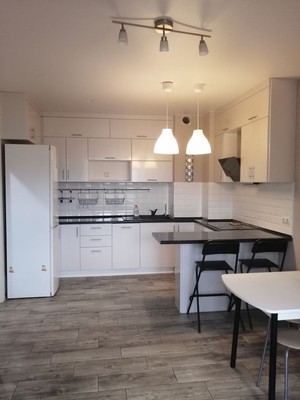Продам трехкомнатную (3-комн.) квартиру, Южная ул, 27, Новороссийск г