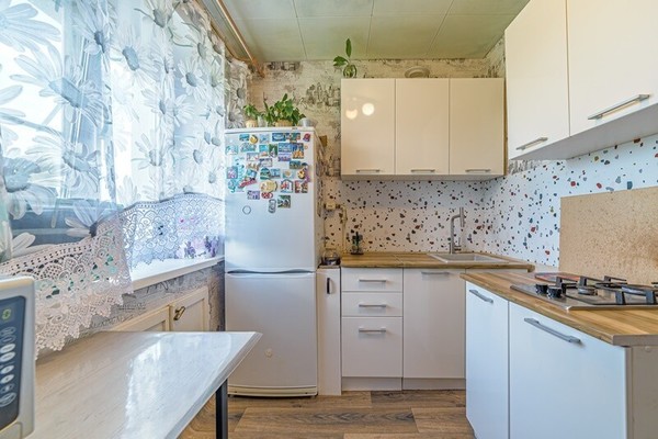 Продам двухкомнатную (2-комн.) квартиру, Минская ул, 3, Пенза г