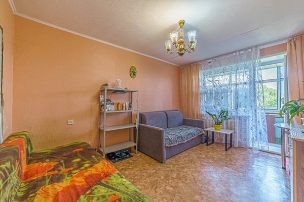 Продам двухкомнатную (2-комн.) квартиру, Минская ул, 3, Пенза г