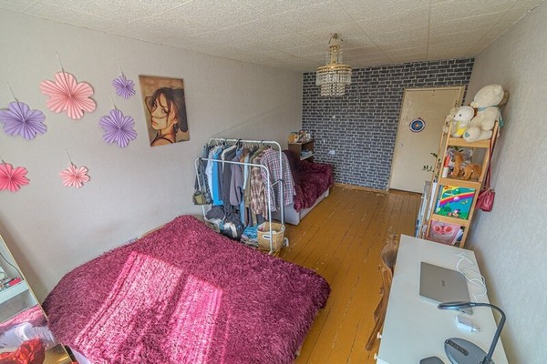 Продам двухкомнатную (2-комн.) квартиру, Минская ул, 3, Пенза г