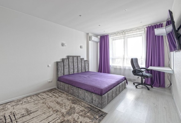 Продам двухкомнатную (2-комн.) квартиру, Поляны ул, 5, Москва г
