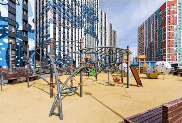 Продам двухкомнатную (2-комн.) квартиру, Поляны ул, 5, Москва г
