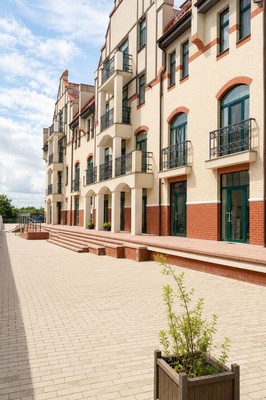 Продам двухкомнатную (2-комн.) квартиру, Дачная ул, 8, Калининград г