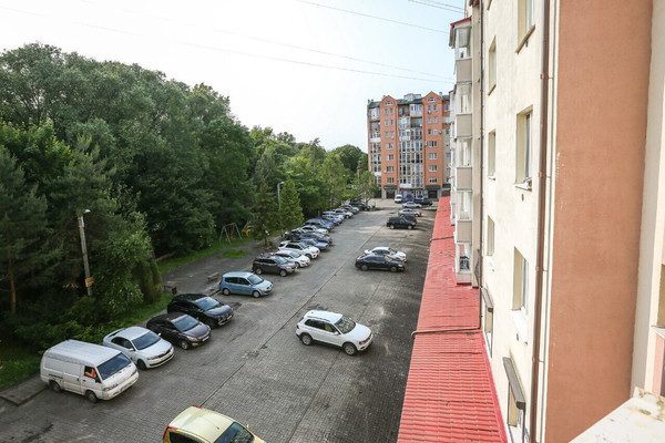 Продам двухкомнатную (2-комн.) квартиру, Колхозная ул, 13, Калининград г