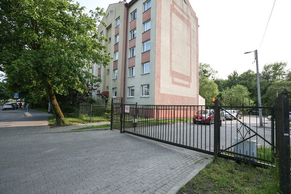 Продам двухкомнатную (2-комн.) квартиру, Колхозная ул, 13, Калининград г