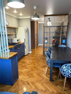 Продам многокомнатную квартиру, Колхозная ул, 55к3, Услонь д