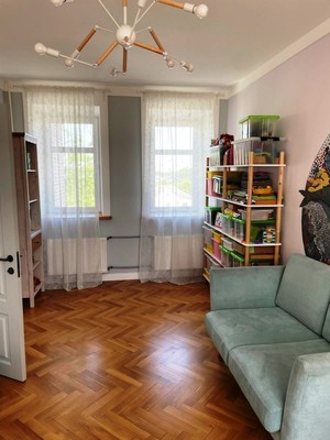 Продам многокомнатную квартиру, Колхозная ул, 55к3, Услонь д
