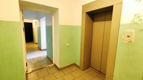 Продам многокомнатную квартиру, Колхозная ул, 55к3, Услонь д