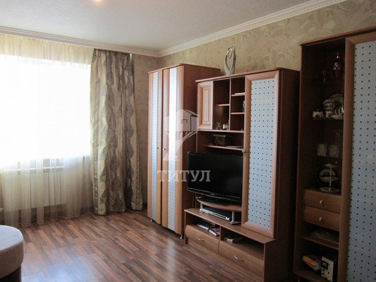 Продам двухкомнатную (2-комн.) квартиру, Волкова ул, 3, Ростов-на-Дону г