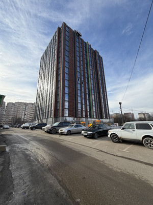 Продам трехкомнатную (3-комн.) квартиру, Московская ул, 14, Нальчик г