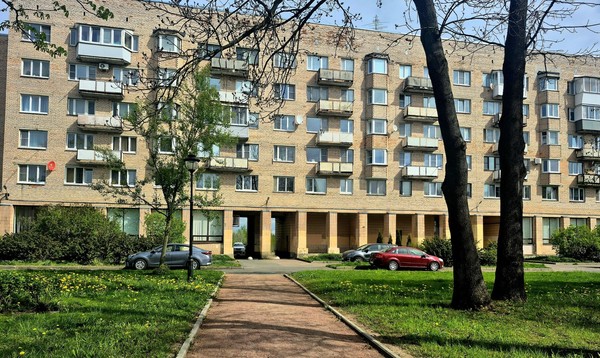 Продам однокомнатную (1-комн.) квартиру, Орловская ул, 2А, Стрельна п